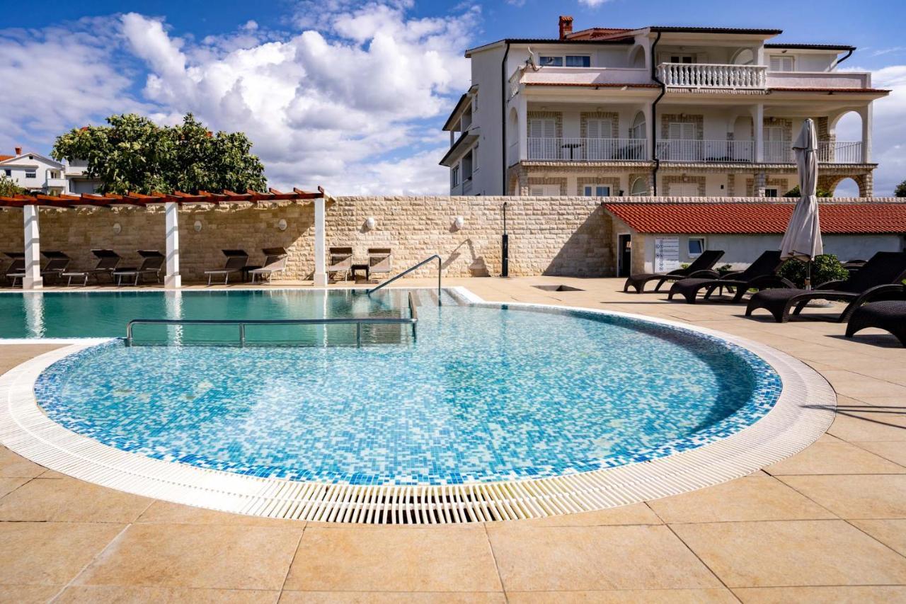Apartments Stare Brajde Lopar Ngoại thất bức ảnh