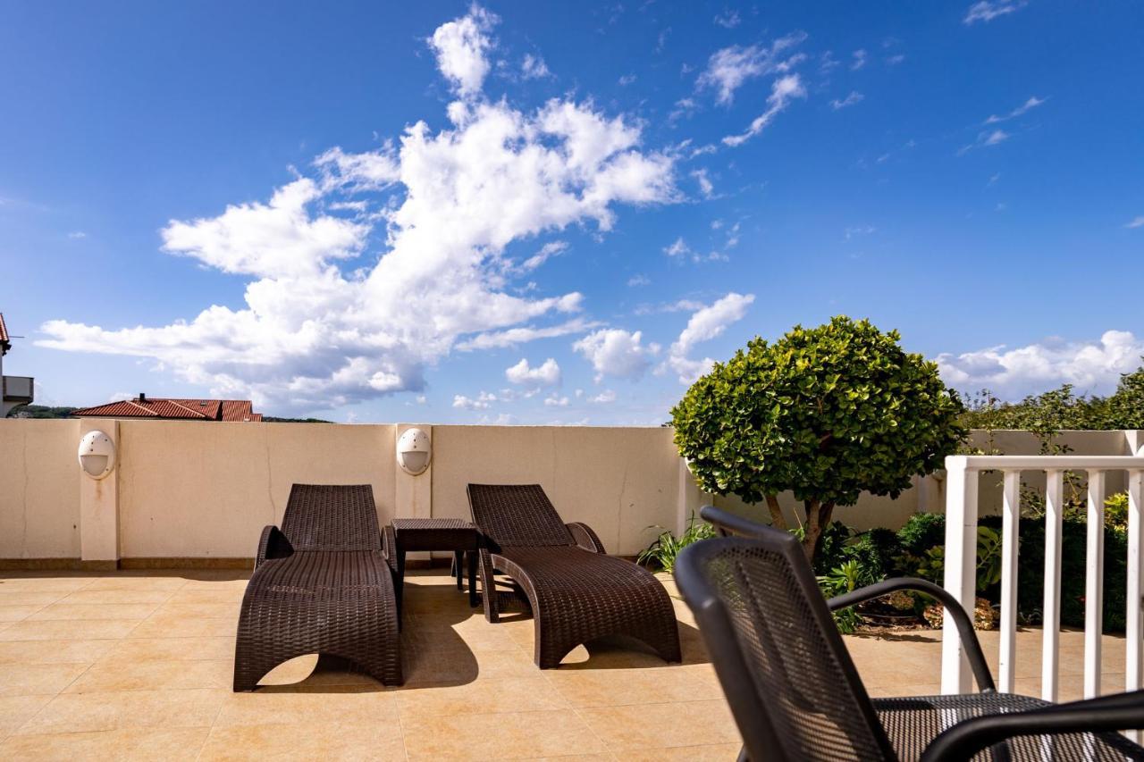 Apartments Stare Brajde Lopar Ngoại thất bức ảnh