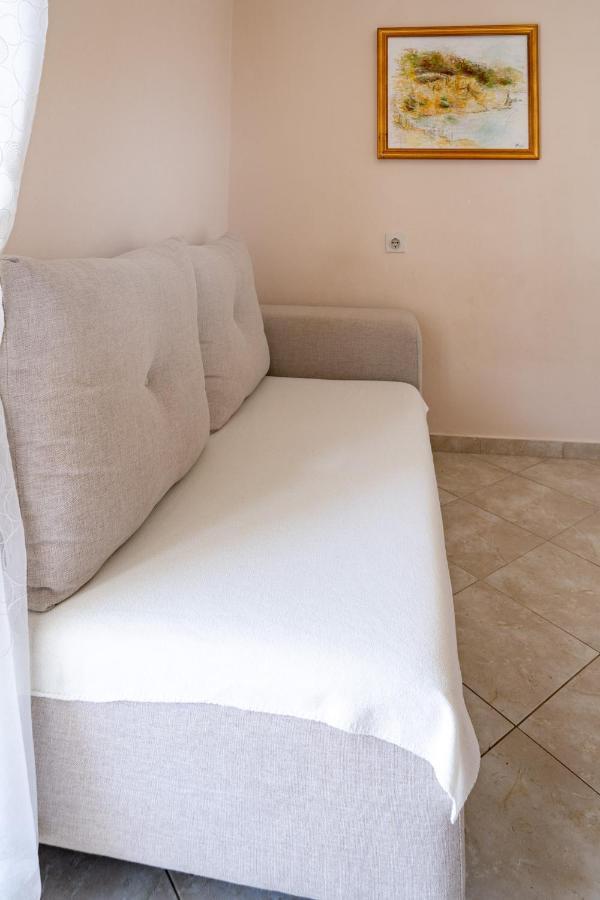 Apartments Stare Brajde Lopar Ngoại thất bức ảnh