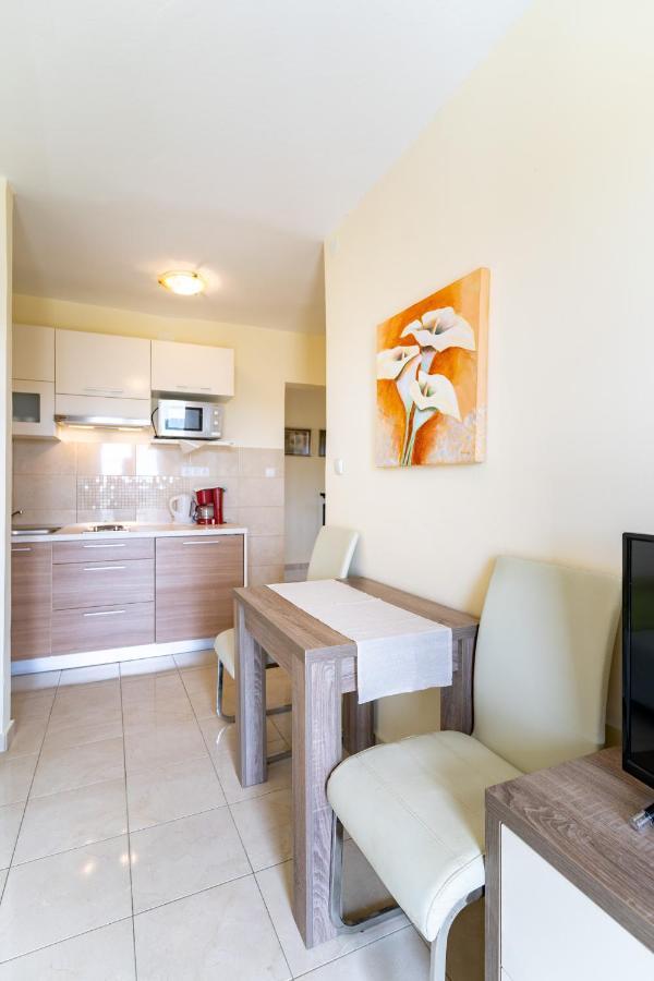 Apartments Stare Brajde Lopar Ngoại thất bức ảnh