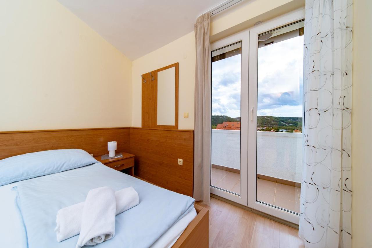 Apartments Stare Brajde Lopar Ngoại thất bức ảnh